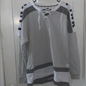 Hockey style top